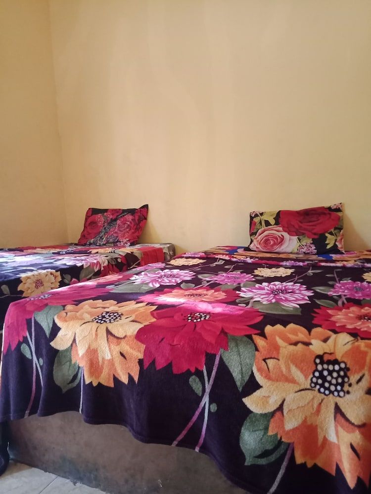 Roby Homestay Standard Twin Room 2