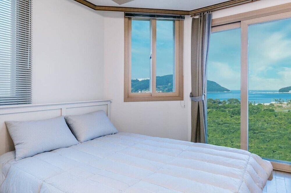 Star moon Pension Room (Luna)