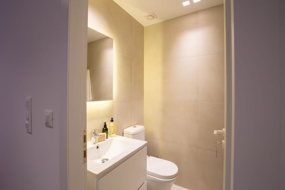 undefined Phaedrus Living: City Luxury Flat Mavromichali 9