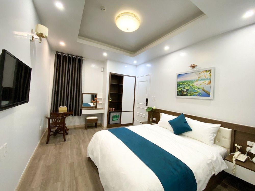 undefined Sen Hotel My Dinh Song Da 3