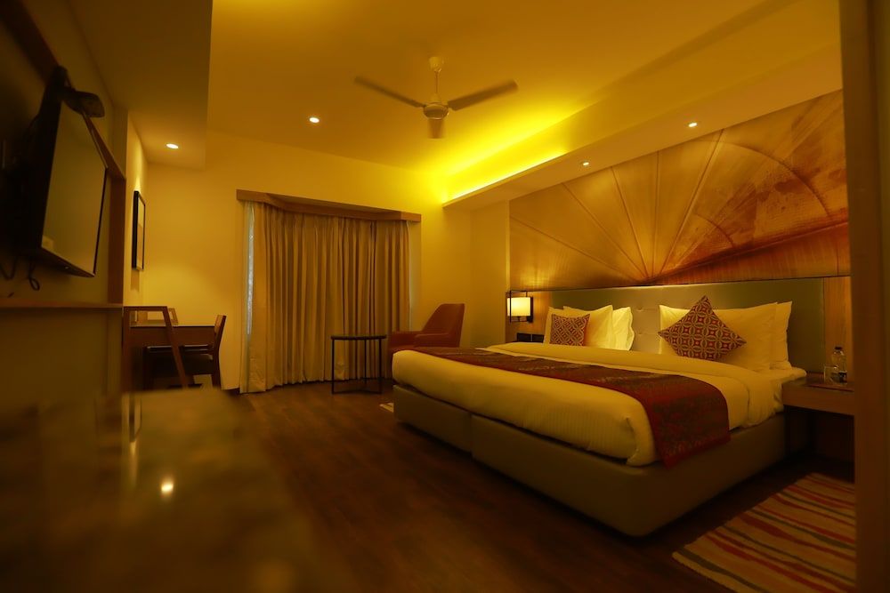 Grand Sarovar Portico Deluxe Twin Room
