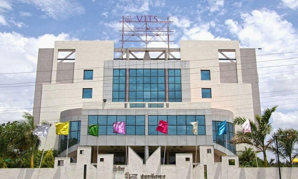 Grand Sarovar Portico