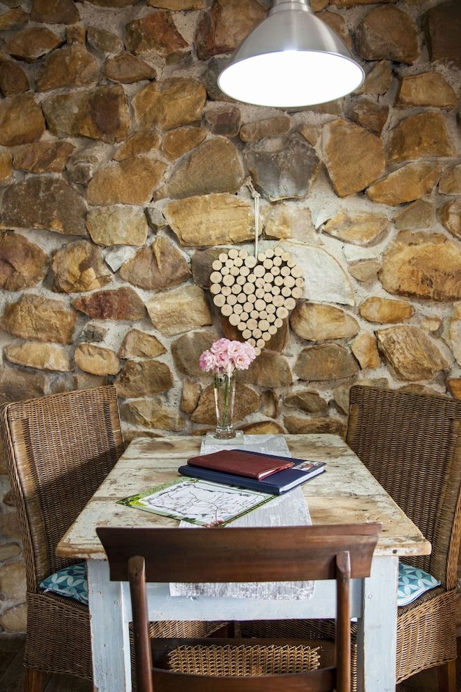 Bergsicht Country Farm Cottages Farm Cottage-African Delight 7