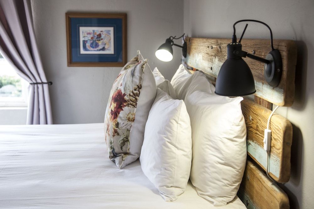 Bergsicht Country Farm Cottages Farm Cottage-African Delight 4