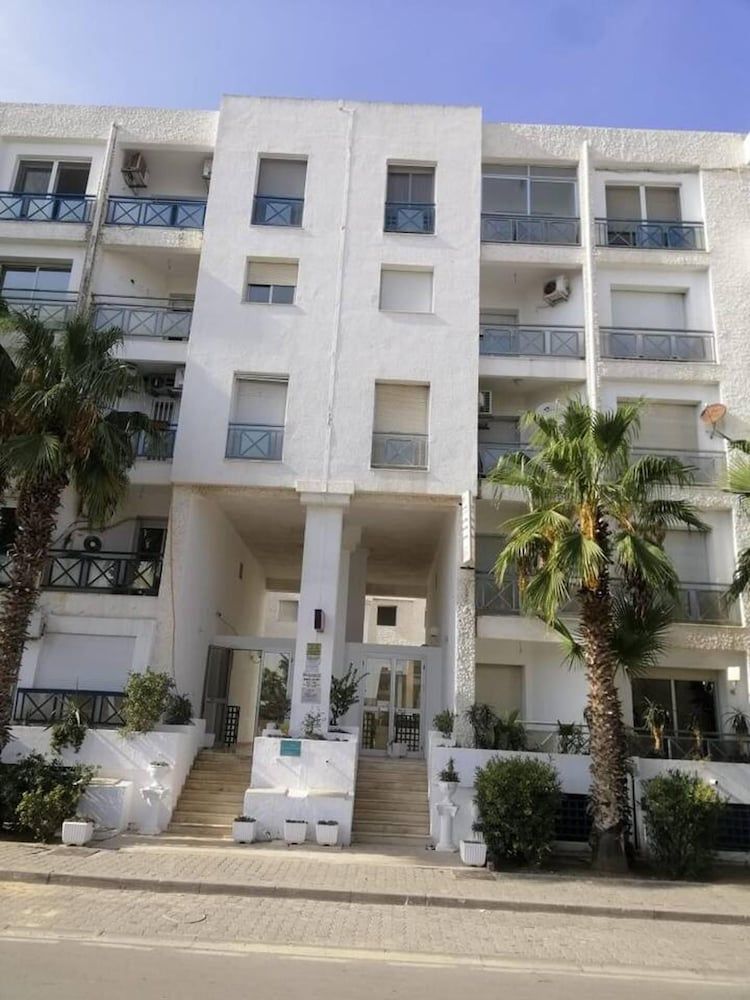 undefined Captivating 2-bed Apartment in Tunis 4