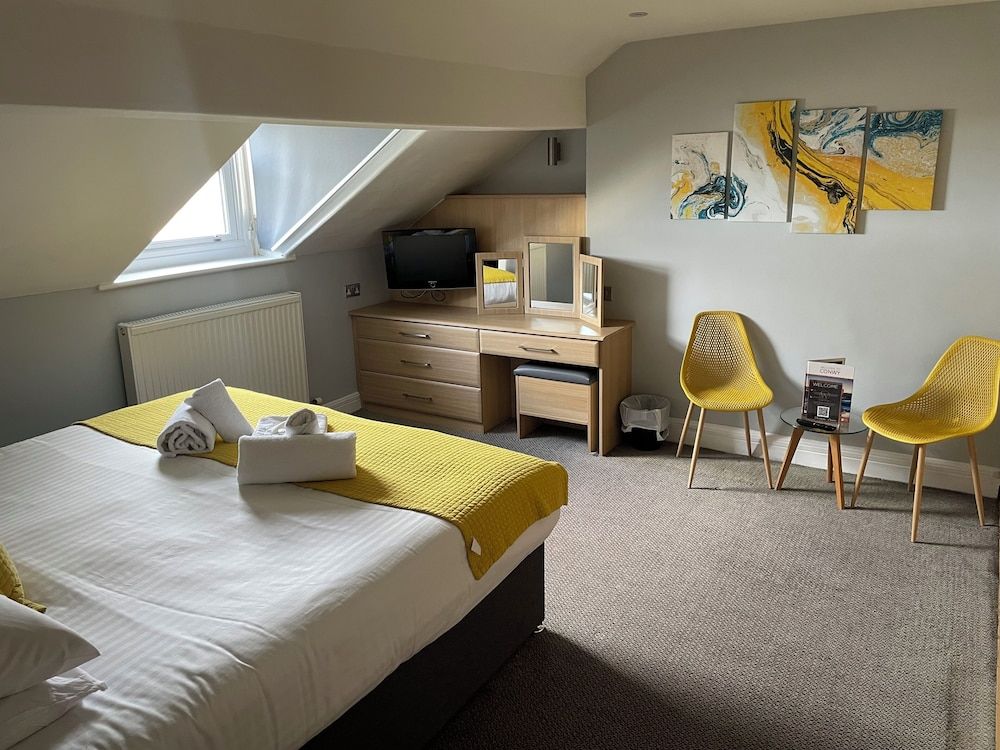 The Wildings Standard Quadruple Room, Partial Sea View