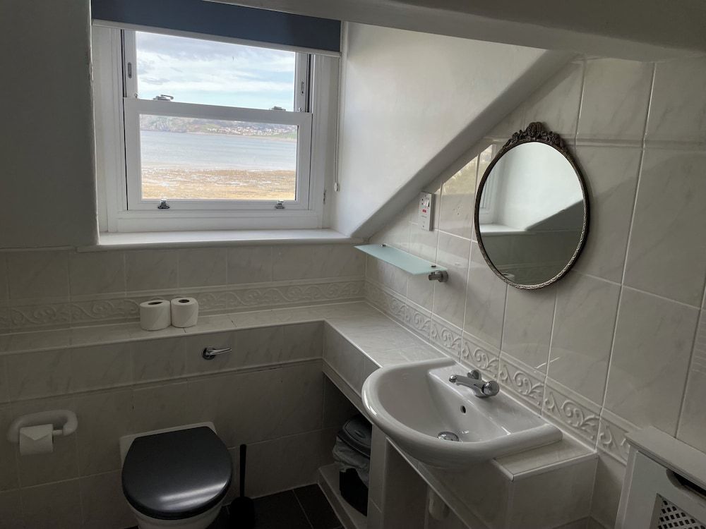 The Wildings Standard Quadruple Room, Partial Sea View 4