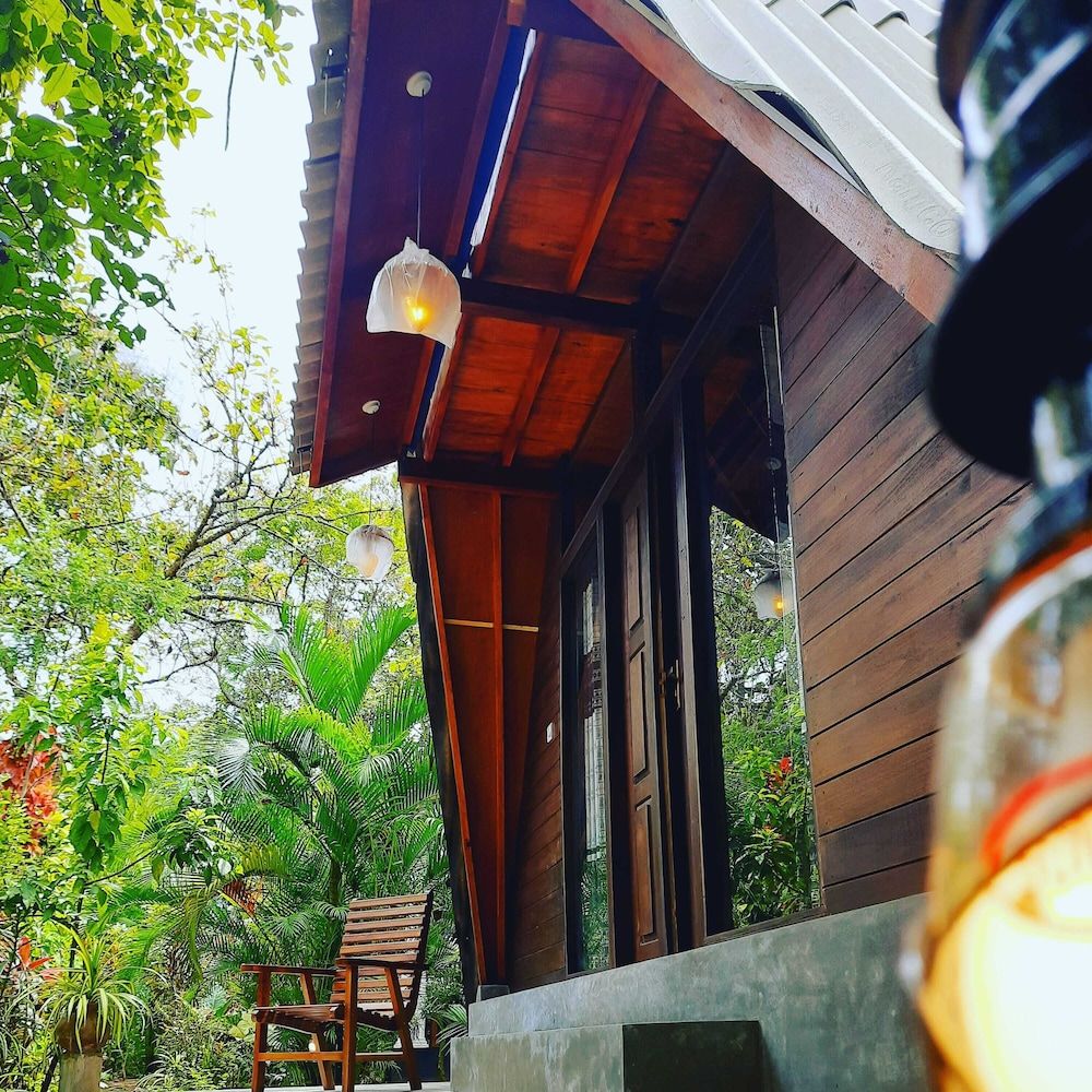 The Otunna Guest House Basic Double Room 3