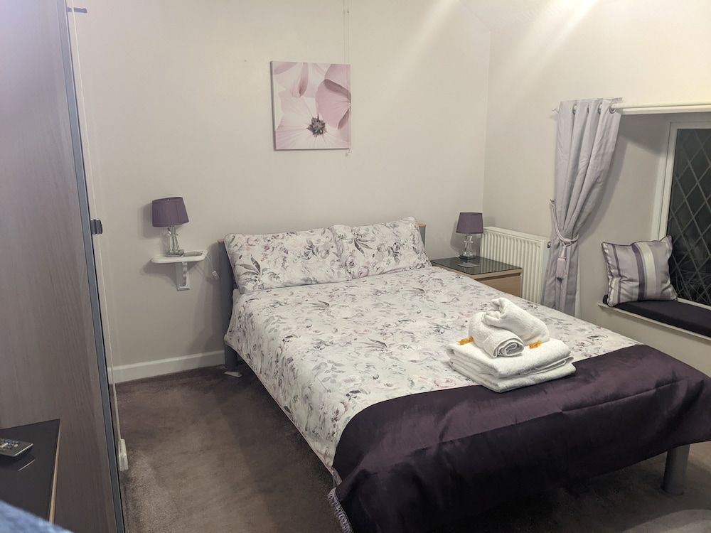 Cwmbach Cottages Double Room, Ensuite 2