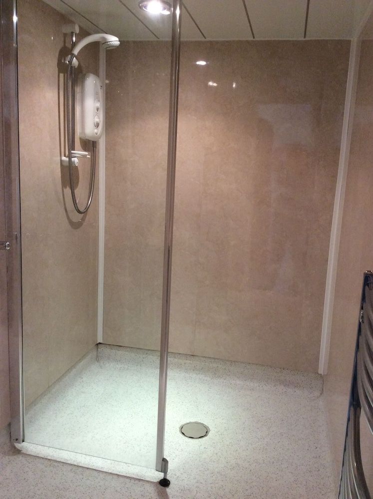 Cwmbach Cottages Double Room, Ensuite 15