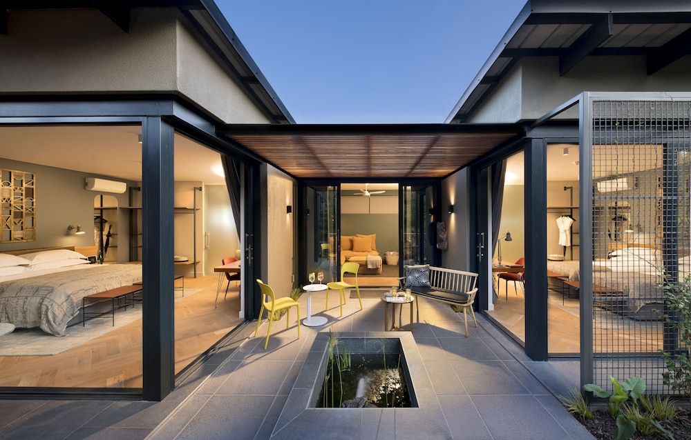 undefined The Peech Hotel 2