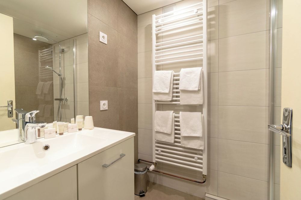 Hôtel de la Poste Quadruple Room 4