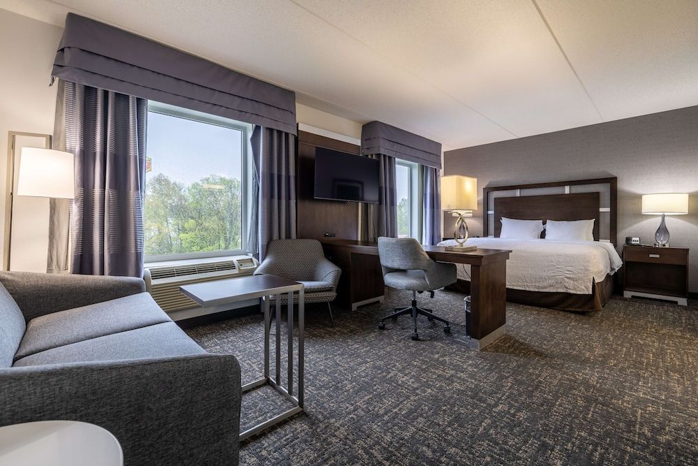 King Studio Suite