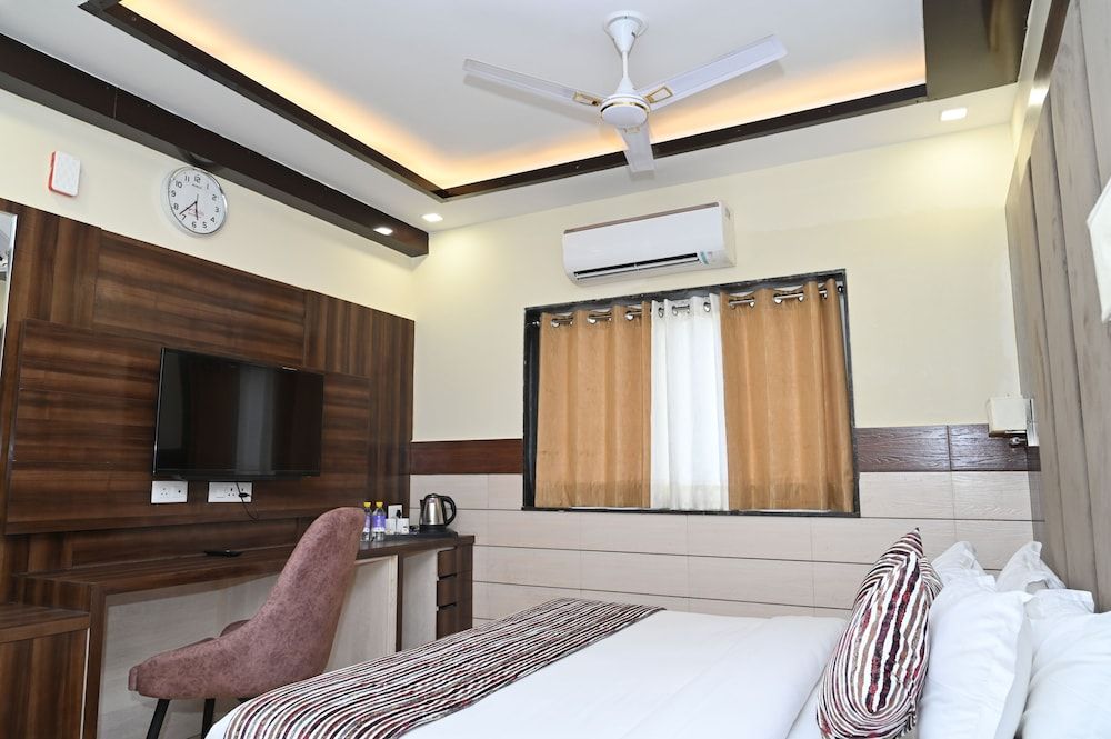 Hotel Vasdaa Grand Deluxe Double Room 5