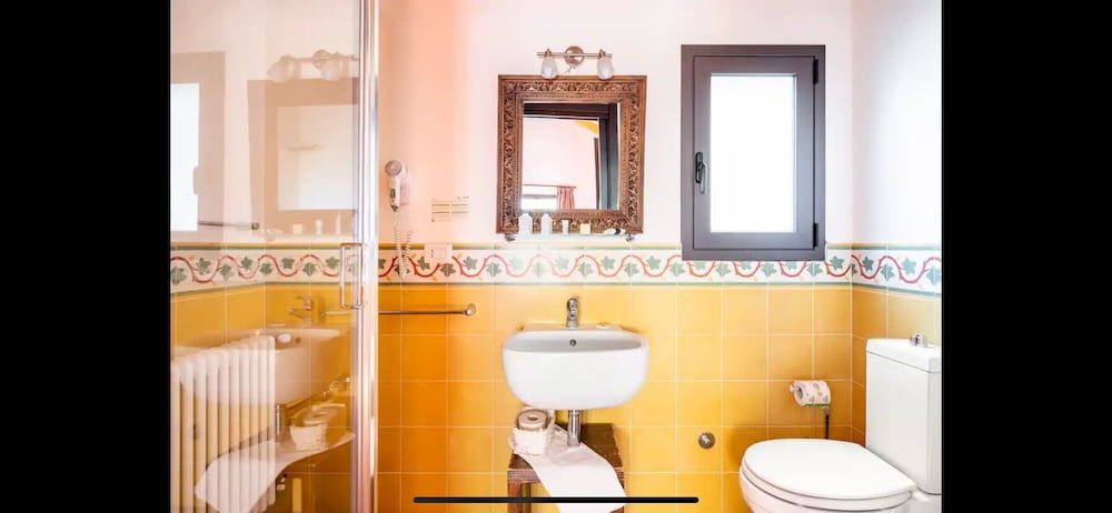 B&B Domus Verdiana Studio, Garden View 4