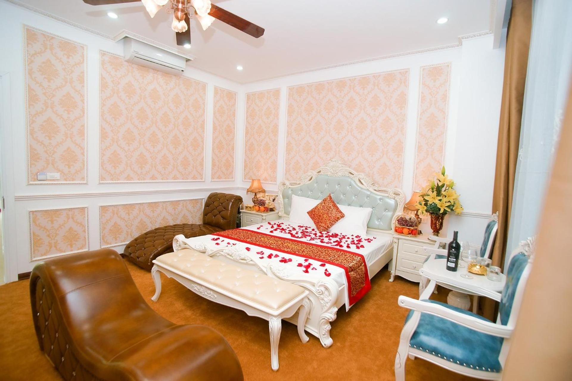 undefined King's Hotel Yen Hoa 4