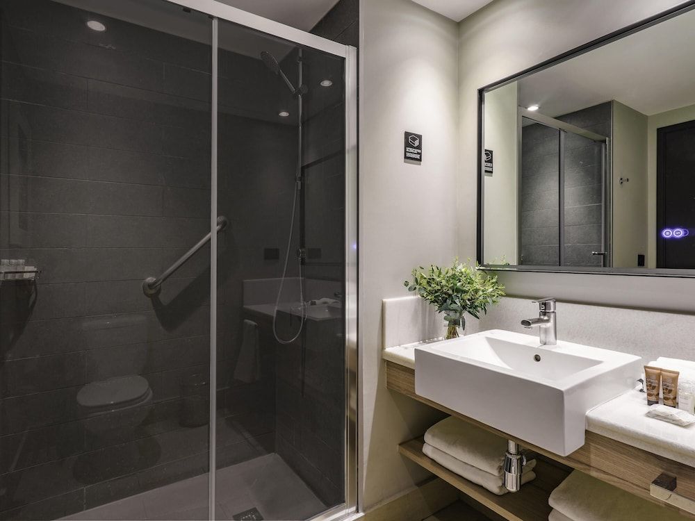 Pullman Santiago Vitacura Superior Room, 2 Queen Beds 6