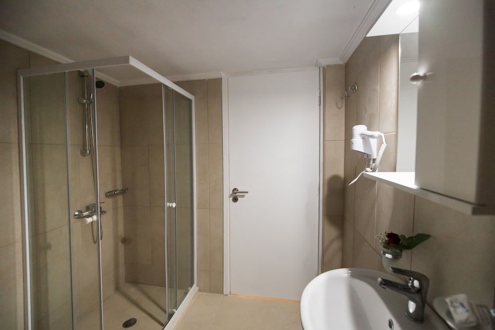 Magicians Apartments Suite (2 Adults) 5