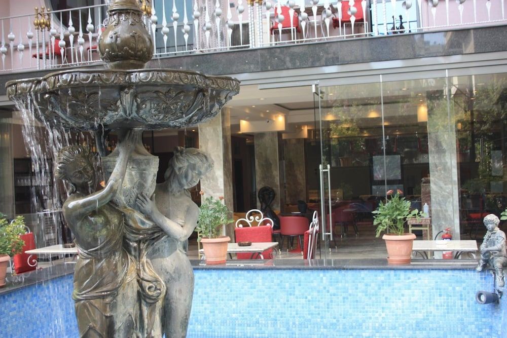 undefined Hotel Elysee 5