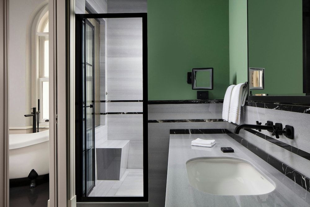 undefined Adahan DeCamondo Pera, Autograph Collection 8