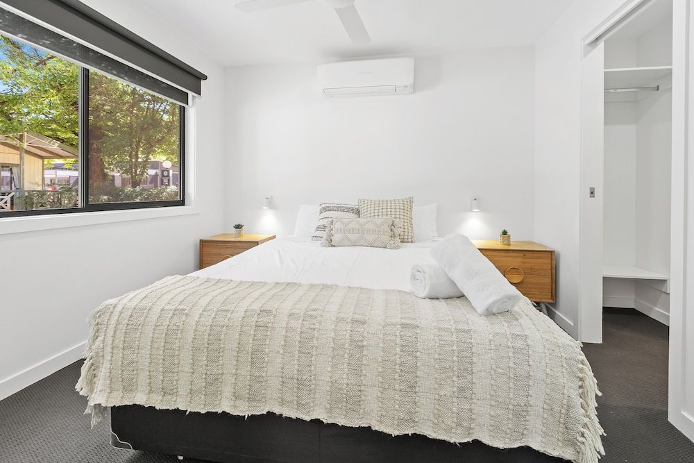 Villa (2BR)