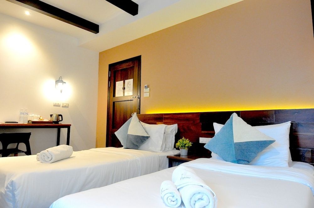 undefined The Eight Ratvithi House 4