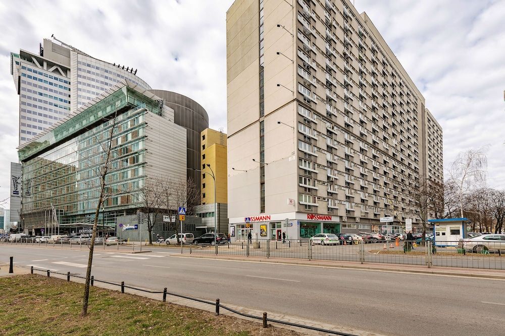 undefined P&O Apartments Grzybowska 3 4