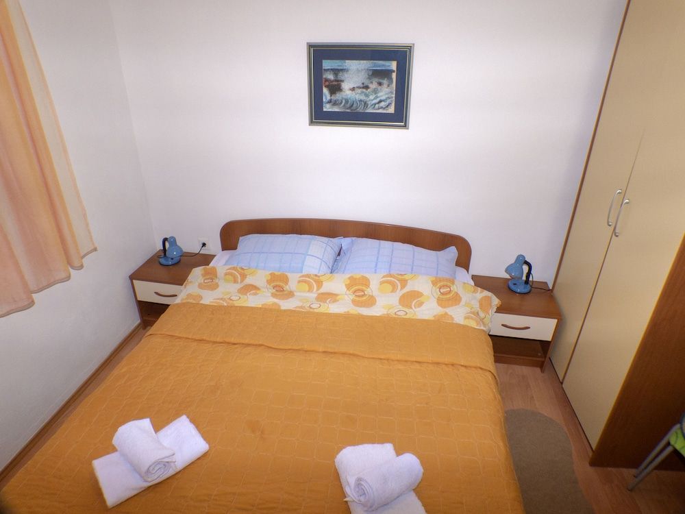 Apartments Plaza Apartment, 1 Bedroom, Terrace (A1) 4
