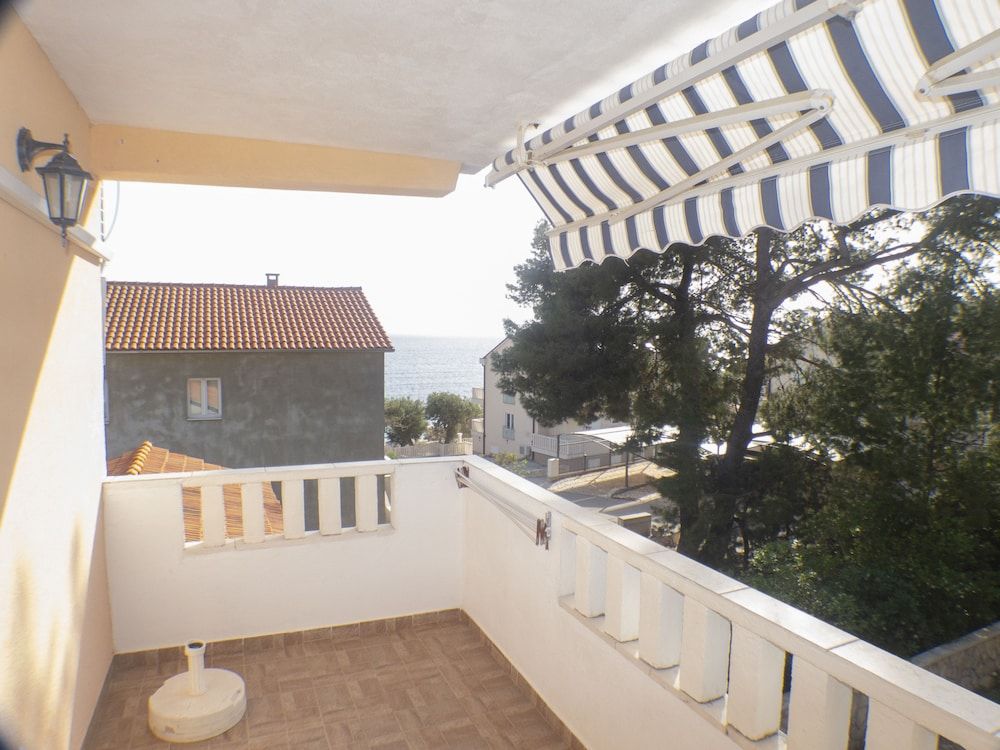 Apartments Plaza Apartment, 2 Bedrooms, Balcony (A4) 12