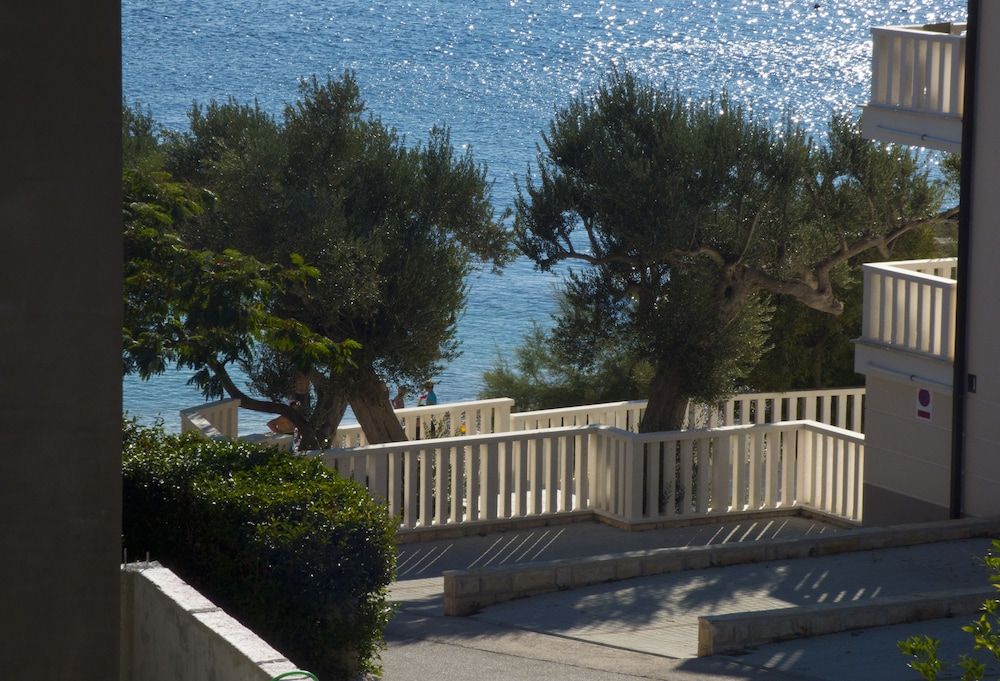 Apartments Plaza Apartment, 2 Bedrooms, Balcony (A4) 15