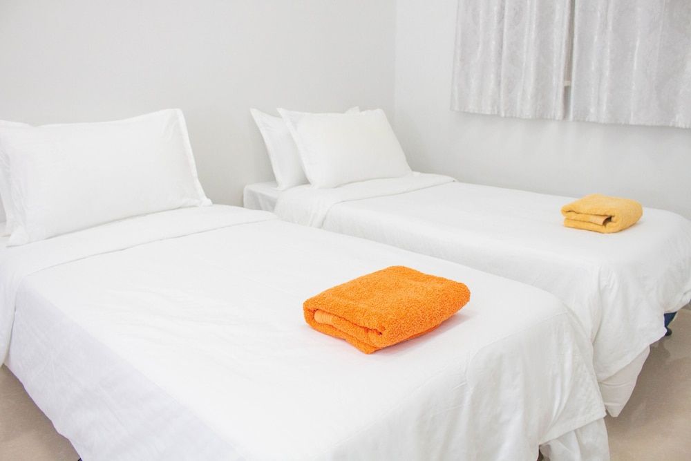 Vitasolo Hometel & Suite Deluxe Double Room (Airconditioned)