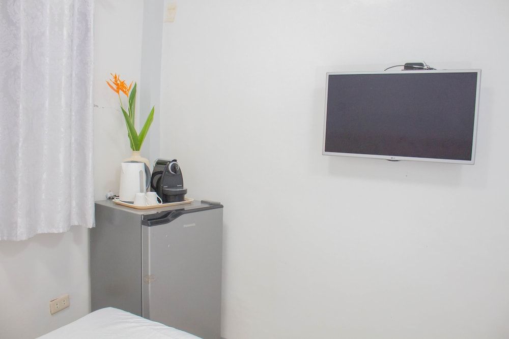 Vitasolo Hometel & Suite Deluxe Double Room (Airconditioned) 66