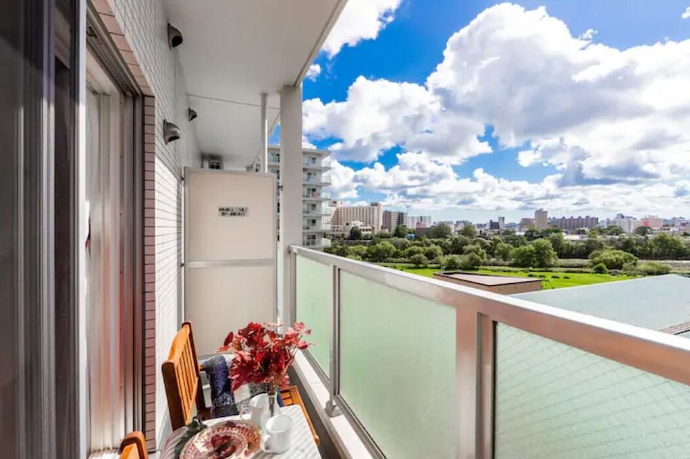 Crimson Apartment, Non Smoking 16