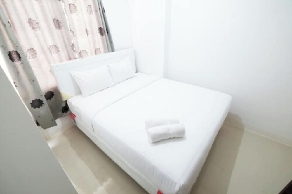 Bassura City Apartment Connect to Swimming Pool Room
