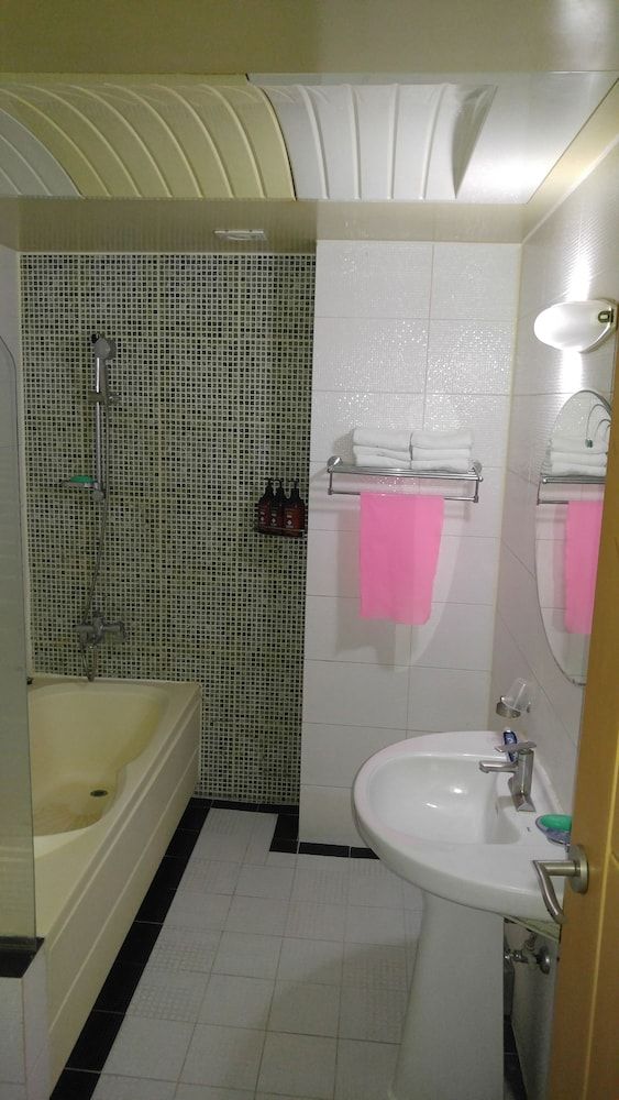 Odyssey  Hotel Standard Room 22