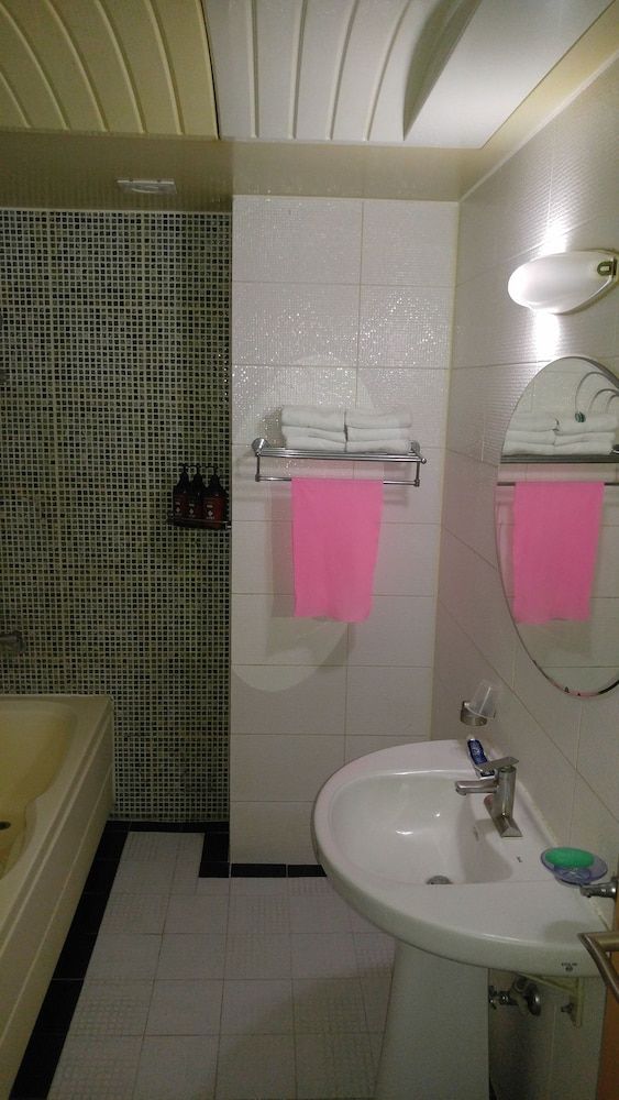 Odyssey  Hotel Standard Room 14