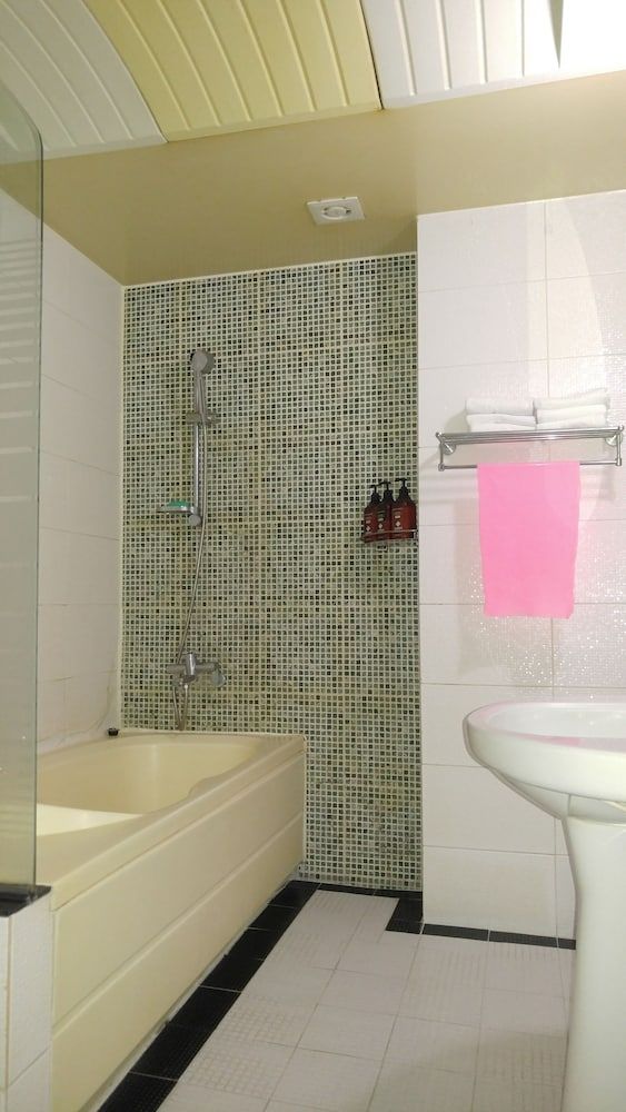 Odyssey  Hotel Standard Room 24