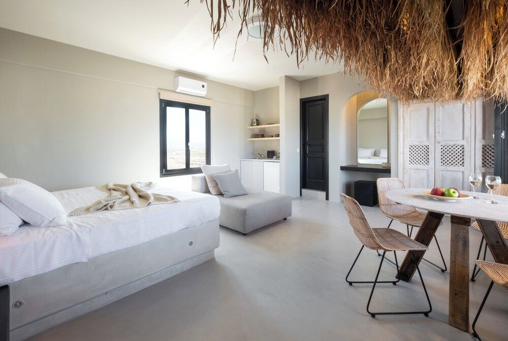 undefined Ifestau.4 2