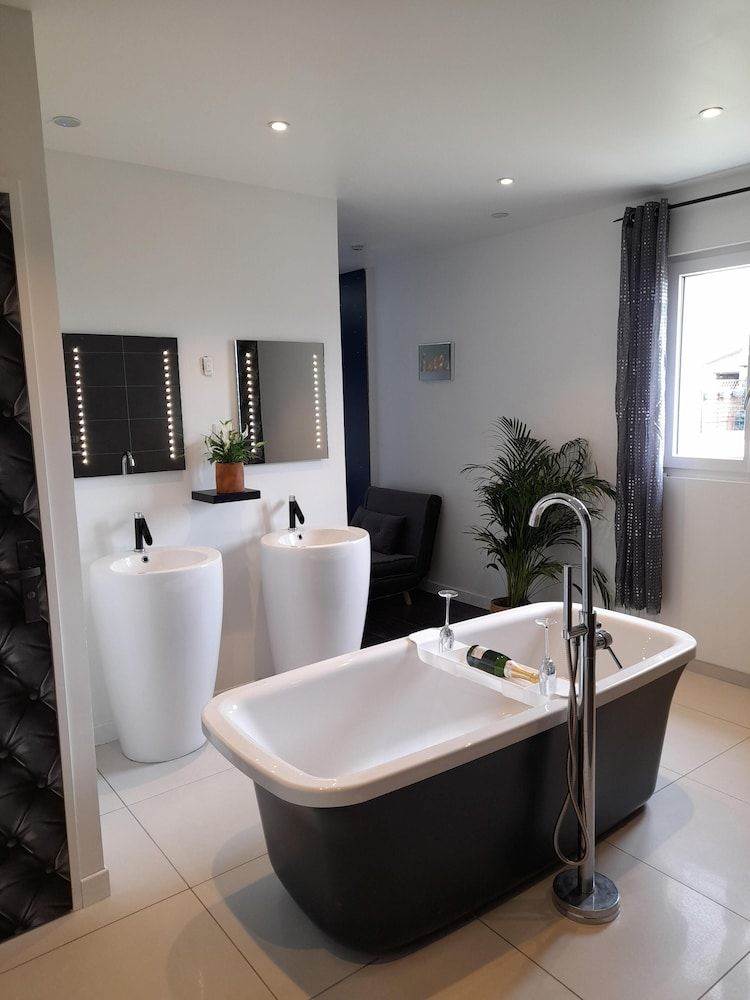 Chambres 2 Caps Twin Room, Ensuite (chambre étoilée) 6