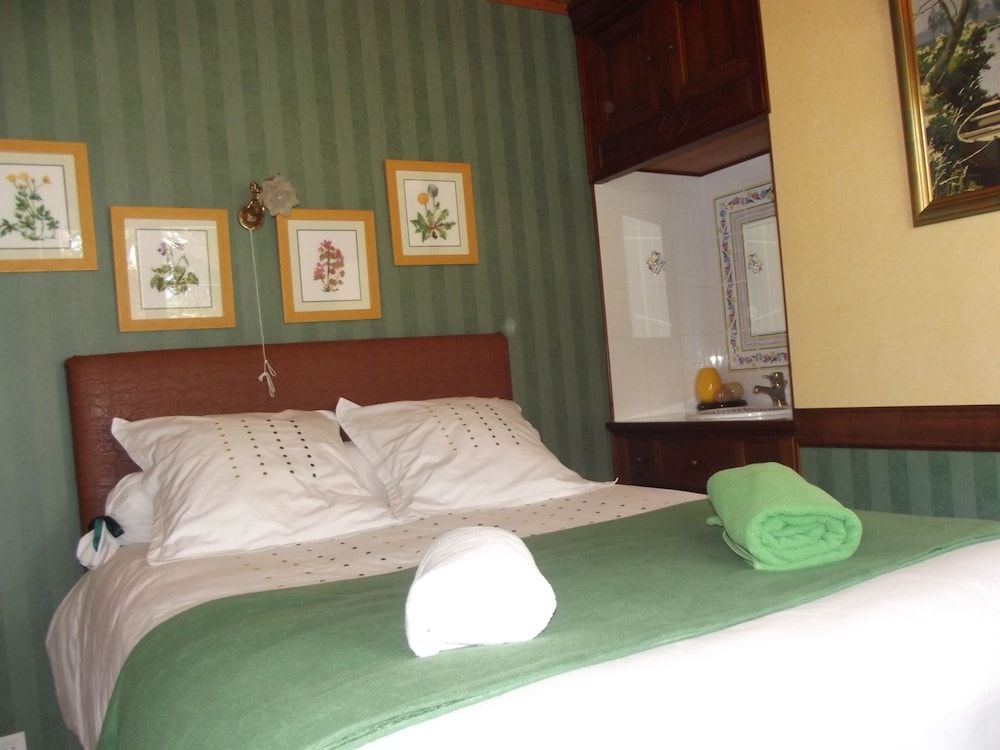 Romantic Double Room