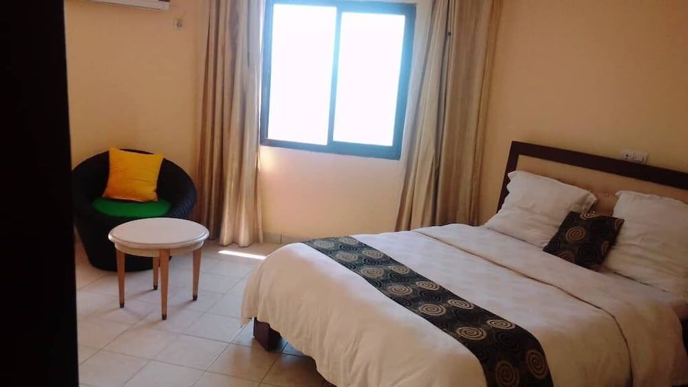 Hôtel Les Polygones Deluxe Double Room 3