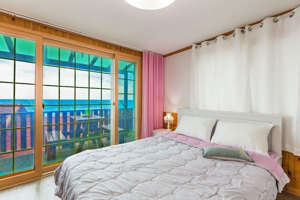 Sora Pension Room (Pink sora) 2