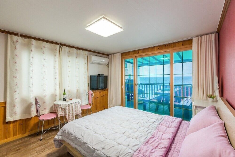 Sora Pension Room (Huinjulsora)