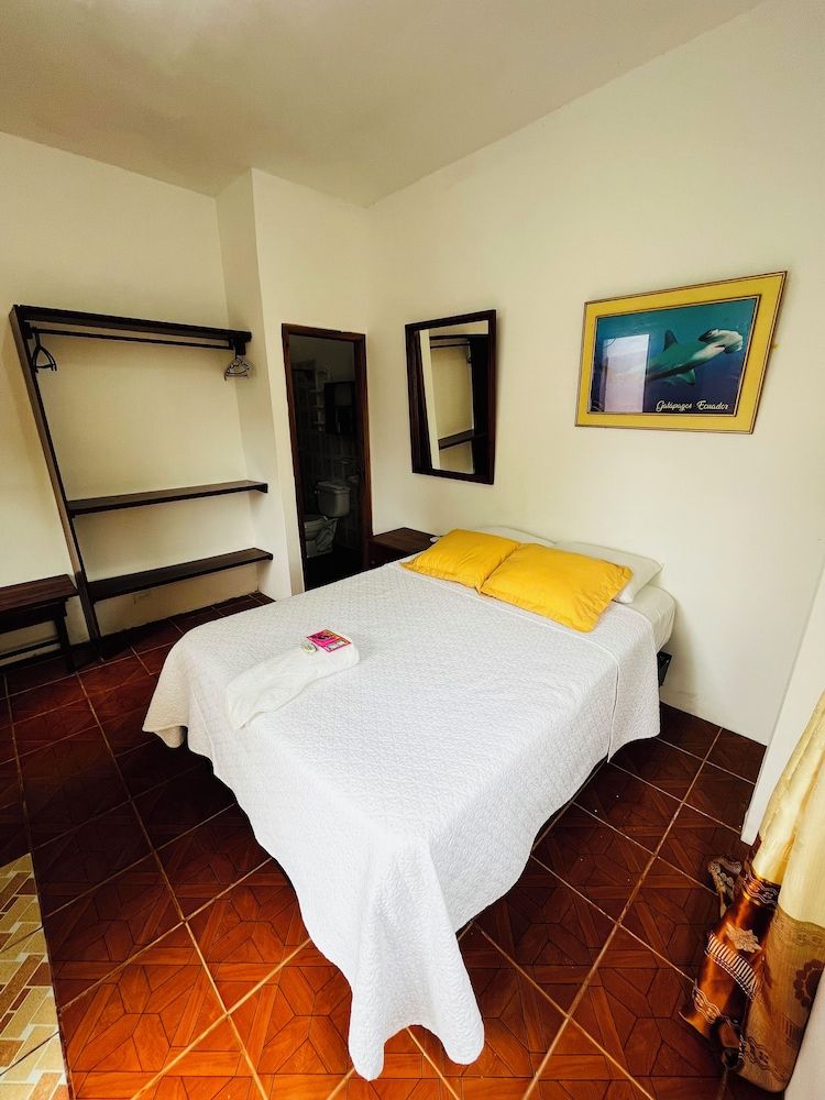 Hostal Las Gardenias Double Room, 1 Double Bed 3