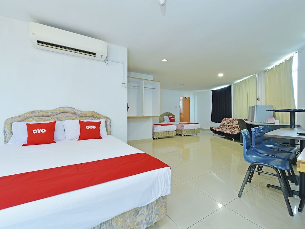 OYO 90494 Sam Huat Hotel Premium Suite 3