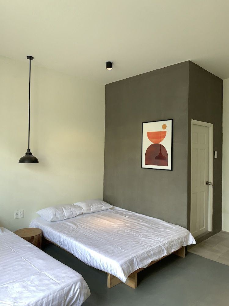 Chi Hieu Homestay Deluxe Quadruple Room 3