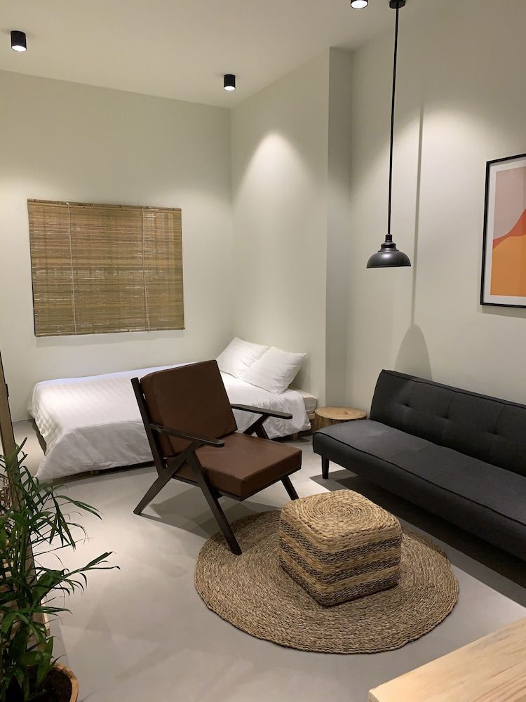 Chi Hieu Homestay Deluxe Double Room 5