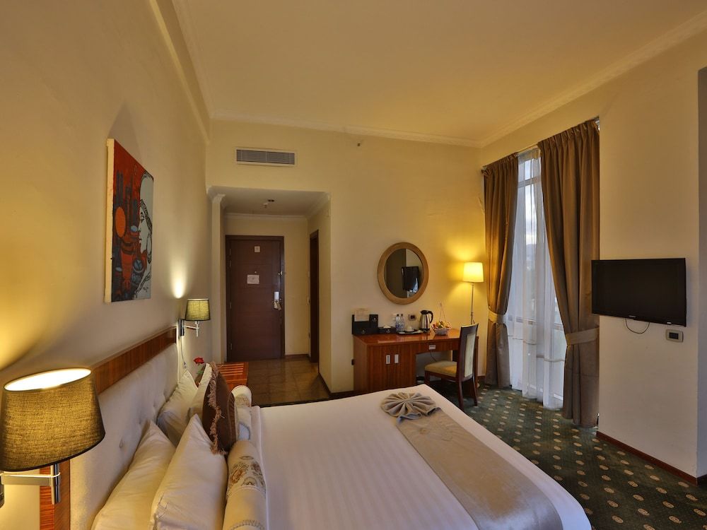 Kenenisa.. Oasis International Hotel Standard Room 5