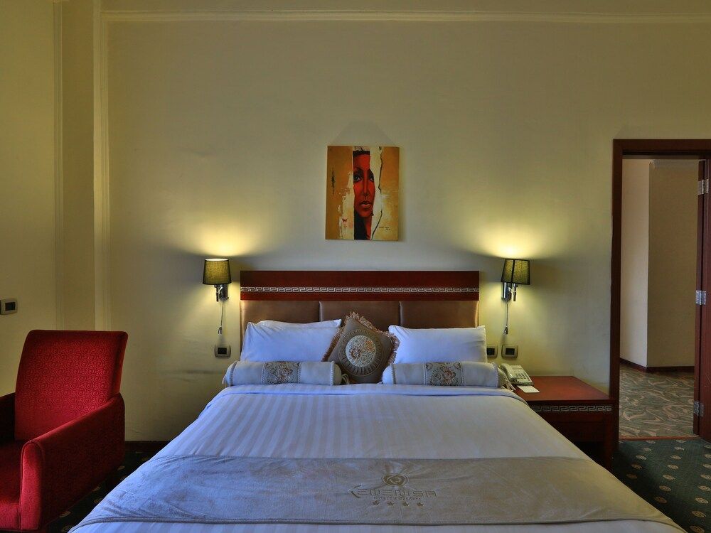 Kenenisa.. Oasis International Hotel Standard Room 3