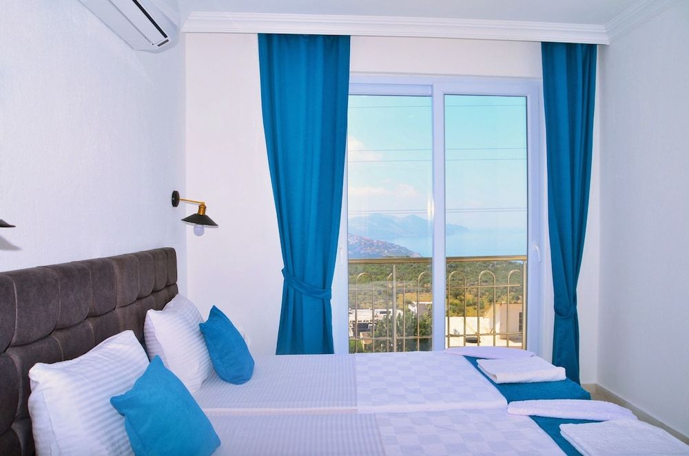 Family Apartment, 2 Bedrooms, Balcony, Sea View